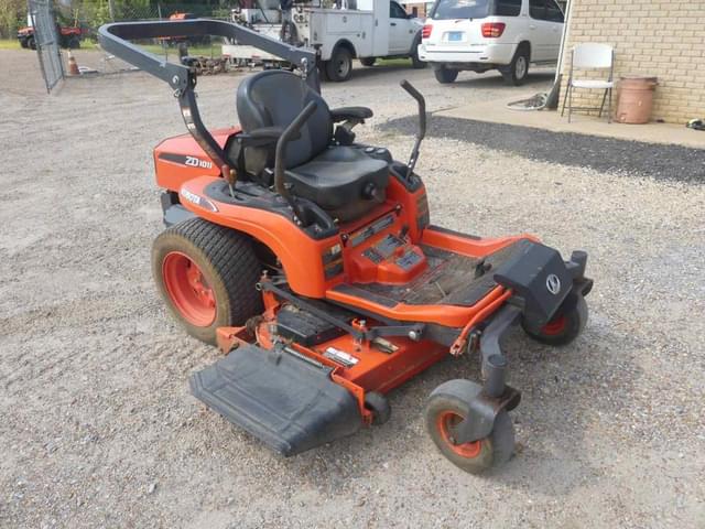 Image of Kubota ZD1011 equipment image 1
