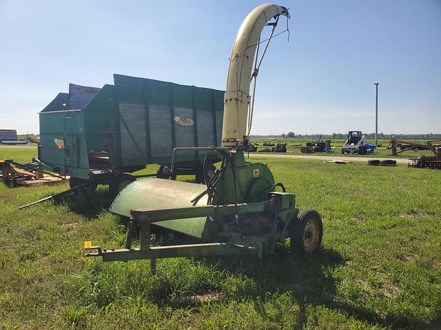 Image of John Deere 16A equipment image 1