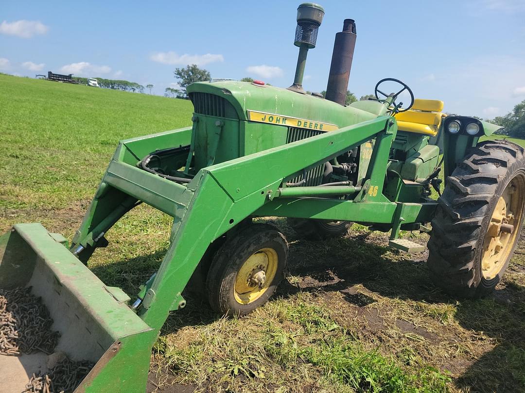 Image of John Deere 3020 Primary image
