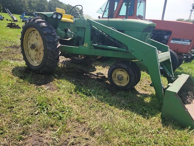 Image of John Deere 3020 equipment image 1