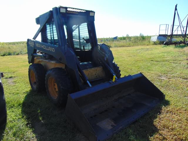 Image of New Holland LX665 equipment image 3