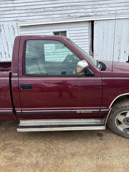 Image of Chevrolet 1500 equipment image 2
