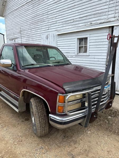 Image of Chevrolet 1500 equipment image 3
