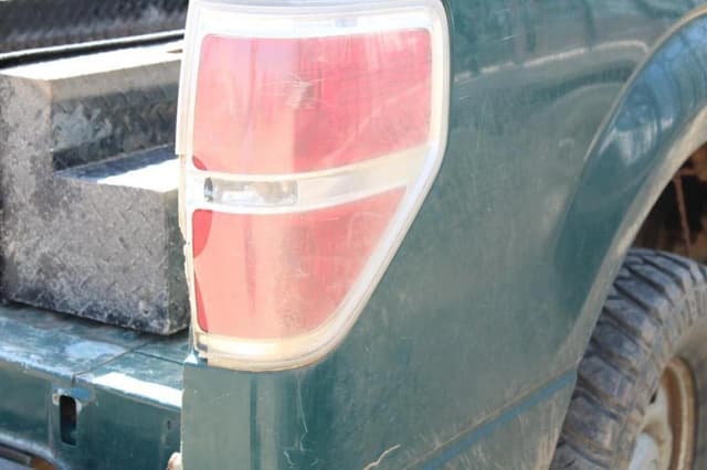 Image of Ford F-150 equipment image 4