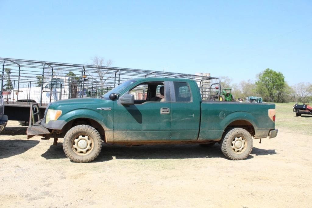 Image of Ford F-150 Primary image
