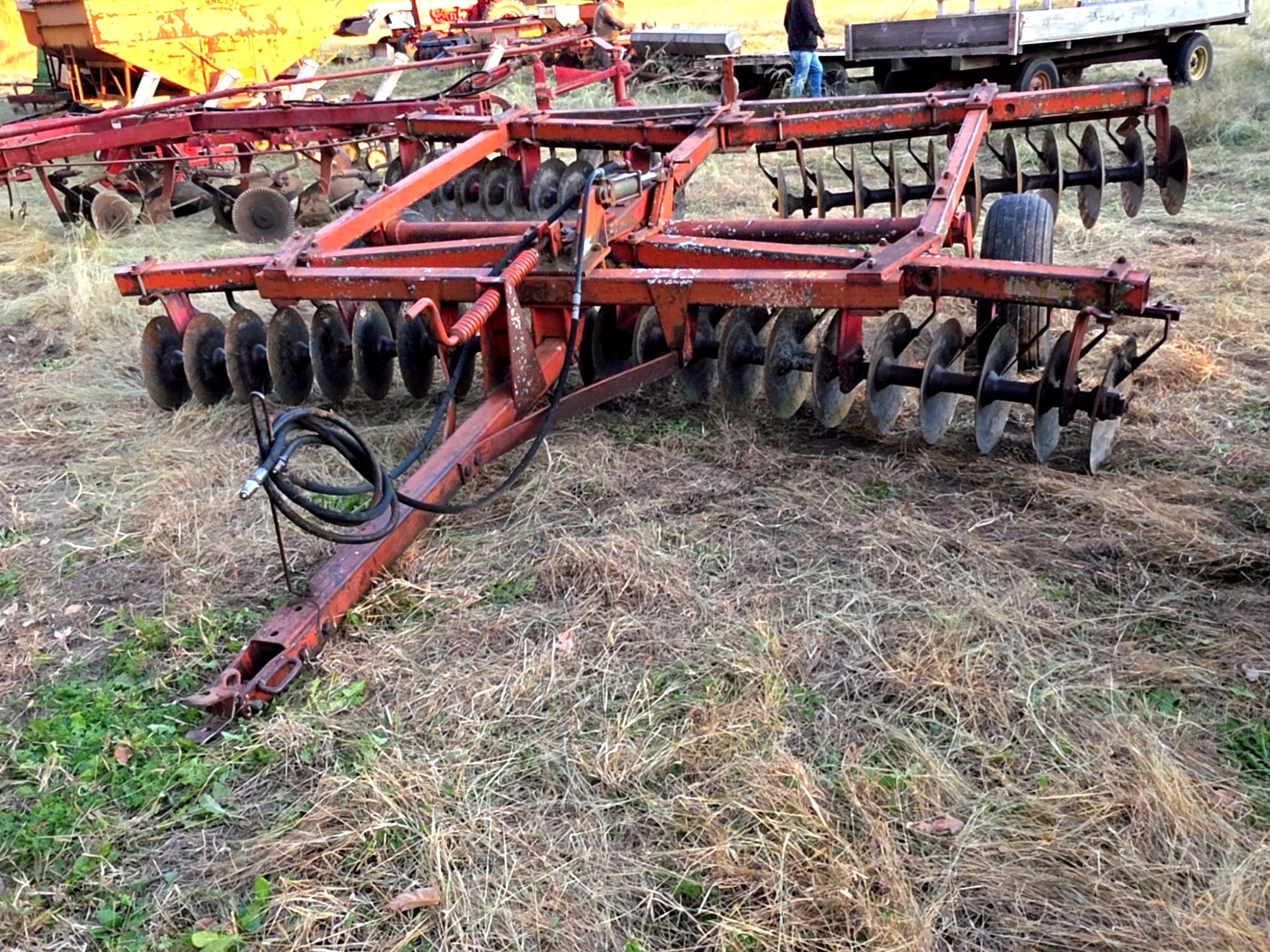 Massey Ferguson 620 Equipment Image0