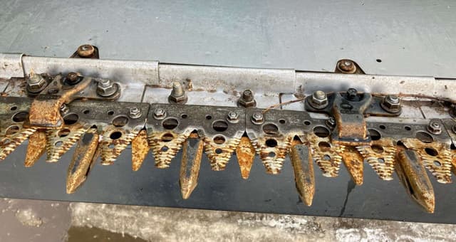 Image of John Deere 635F equipment image 1