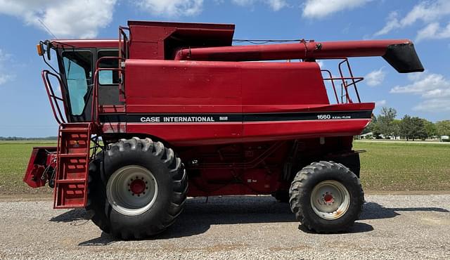 Image of Case IH 1660 equipment image 1