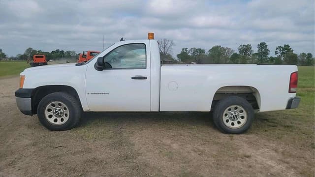 Image of GMC 1500 equipment image 1