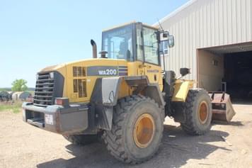 Main image Komatsu WA200-5