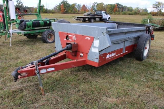Image of AGCO 3726 equipment image 2