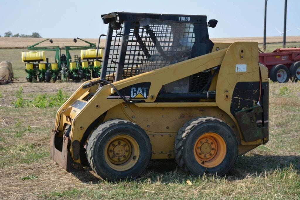 Main image Caterpillar 240