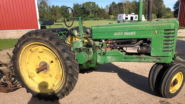 Image of John Deere B equipment image 2