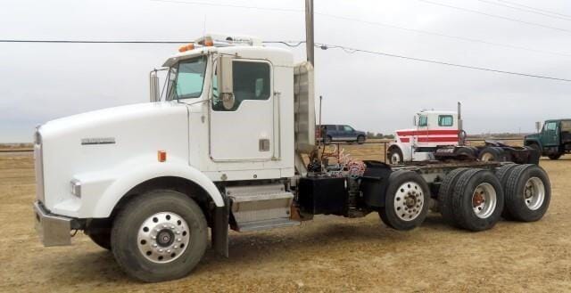 Main image Kenworth T800B