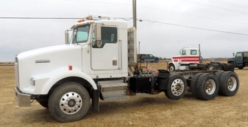 Main image Kenworth T800B