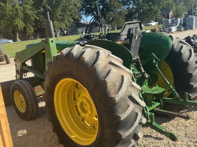 Image of John Deere 2030 equipment image 3
