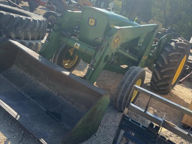 Image of John Deere 2030 equipment image 1
