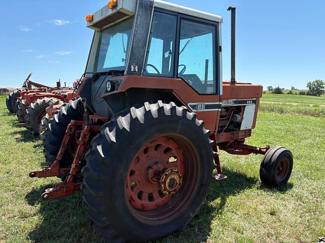 Image of International Harvester 886 equipment image 3