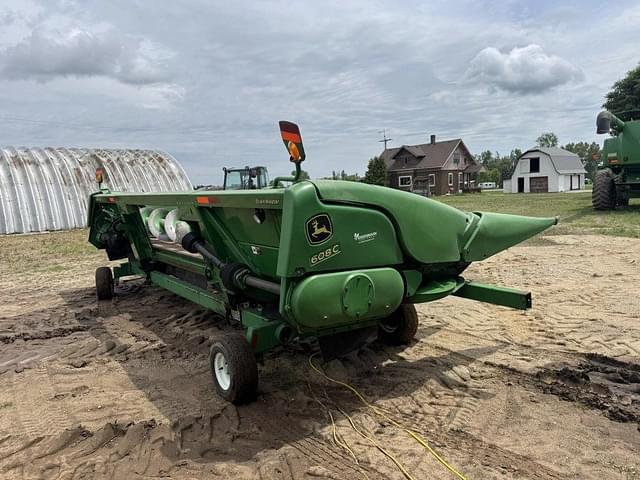 Image of John Deere 608C equipment image 4