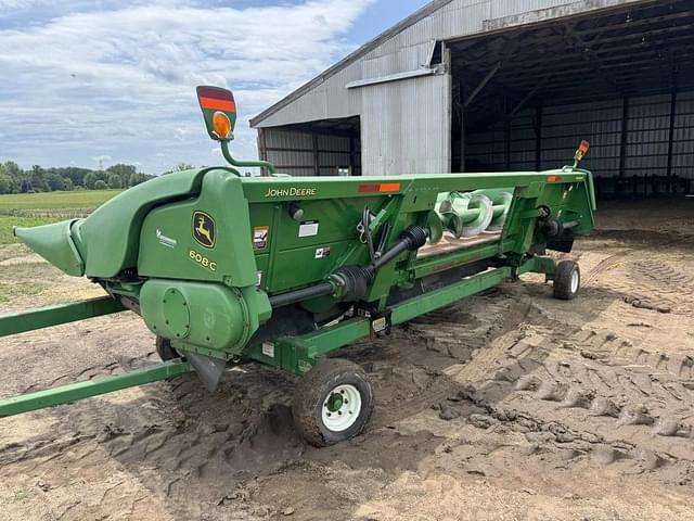 Image of John Deere 608C equipment image 2