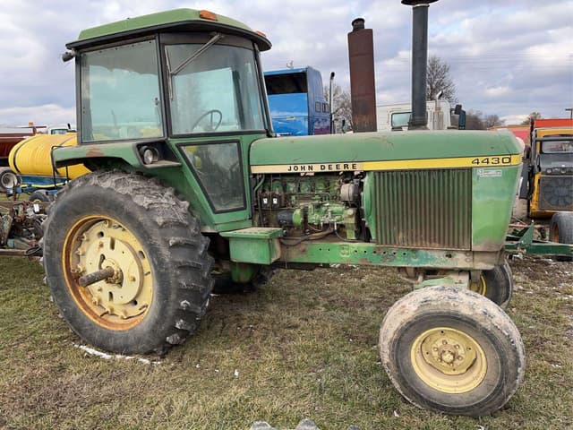 Image of John Deere 4430 equipment image 1