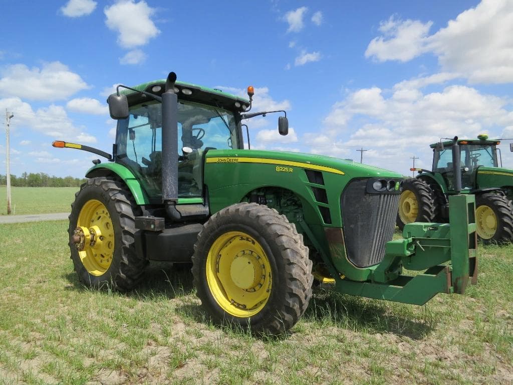 Image of John Deere 8225R Primary image