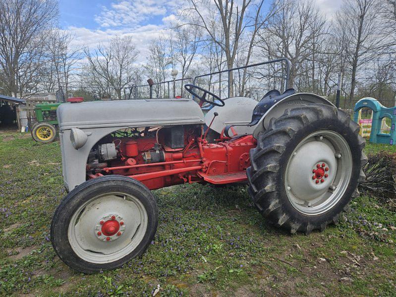 Image of Ford 8N Primary Image