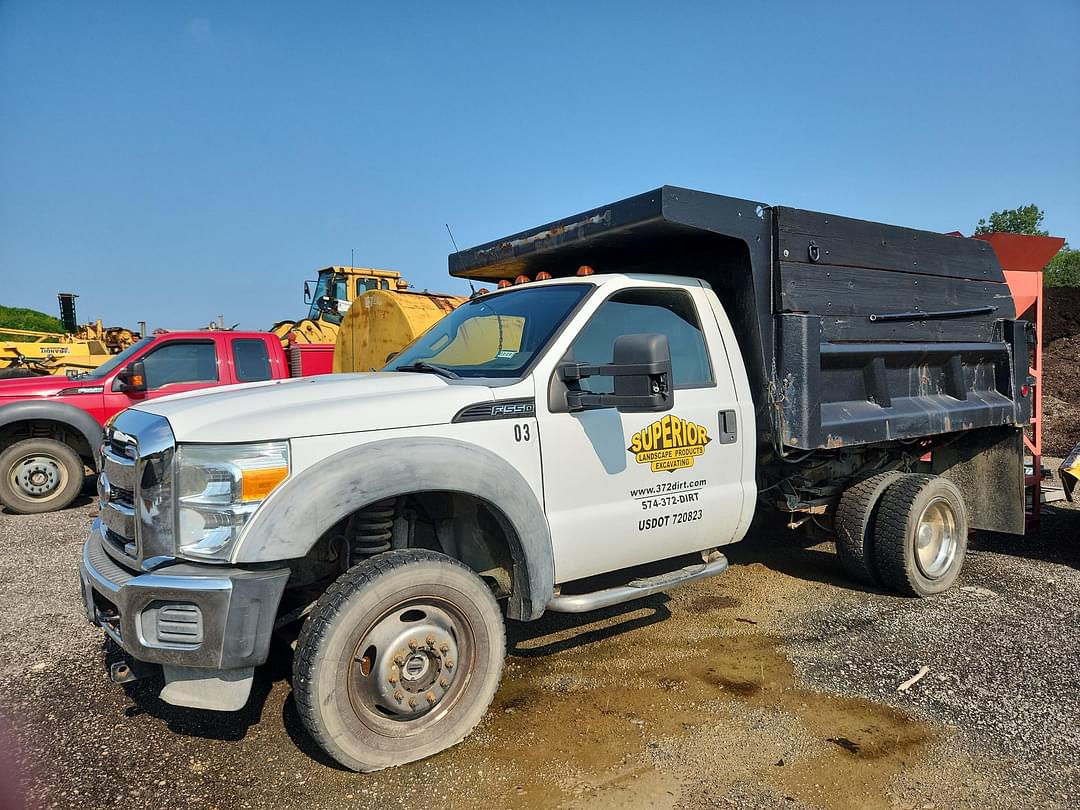 Image of Ford F-550 Primary image