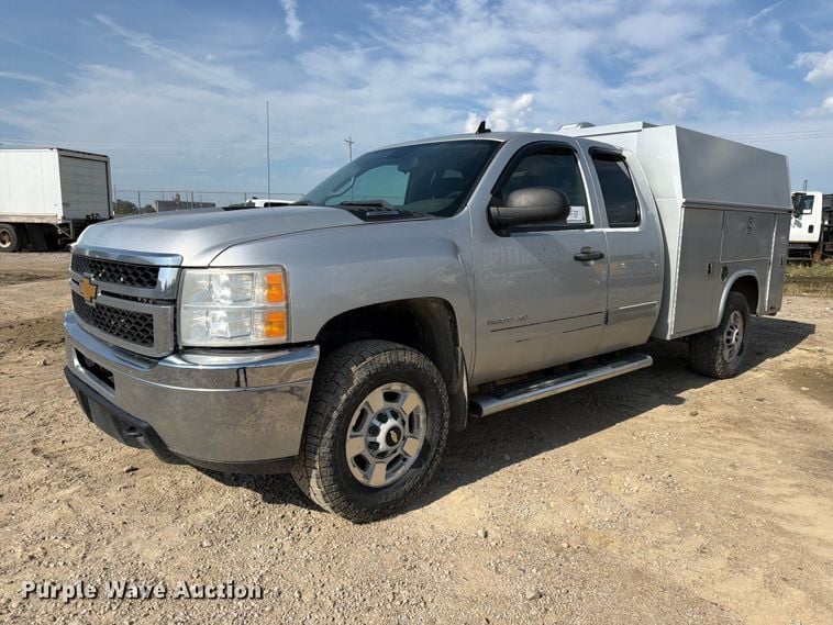 2012 Chevrolet 2500HD Equipment Image0