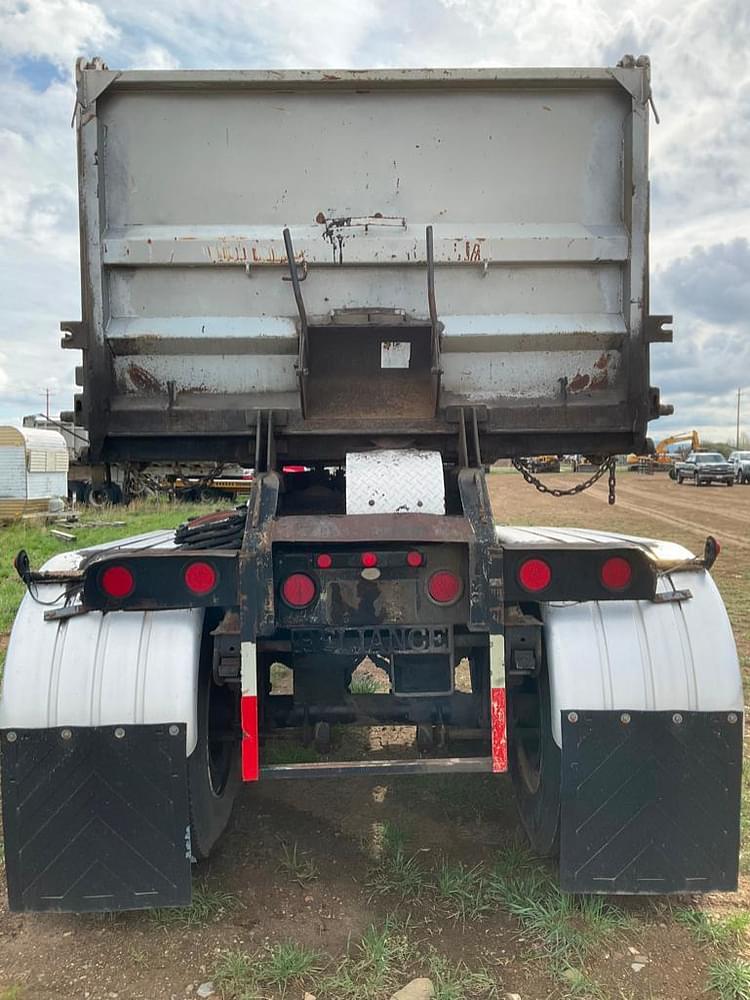 Main image Mack CH613 45