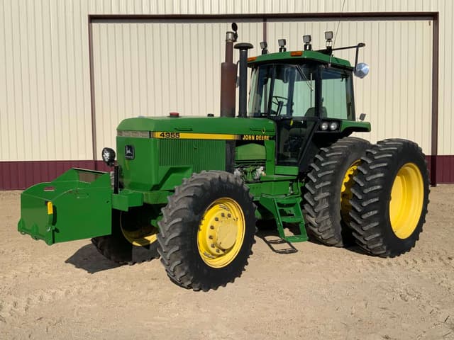 Image of John Deere 4955 equipment image 1