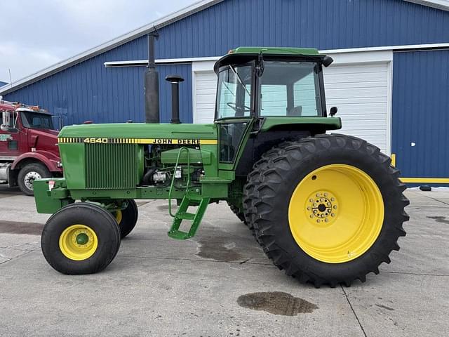 Image of John Deere 4640 equipment image 1