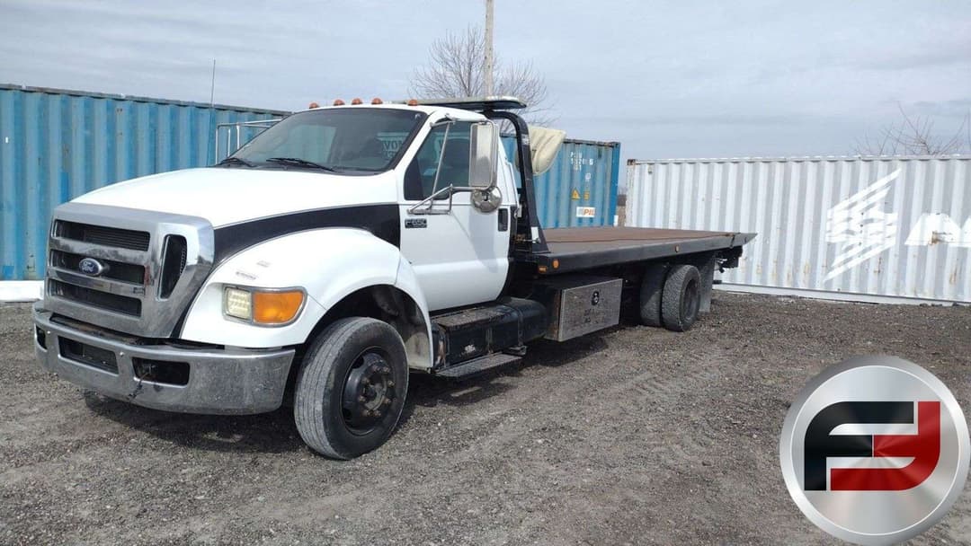 Image of Ford F-650 Primary image