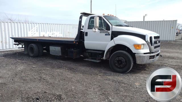 Image of Ford F-650 equipment image 3