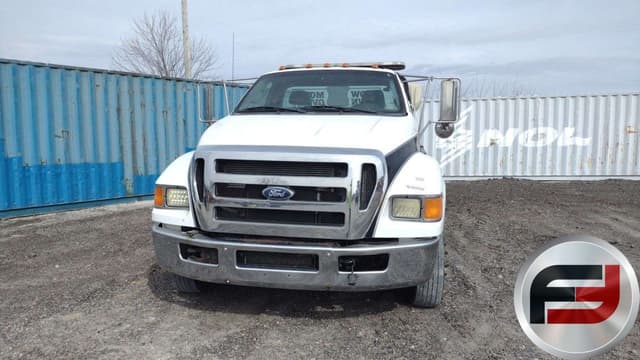 Image of Ford F-650 equipment image 1