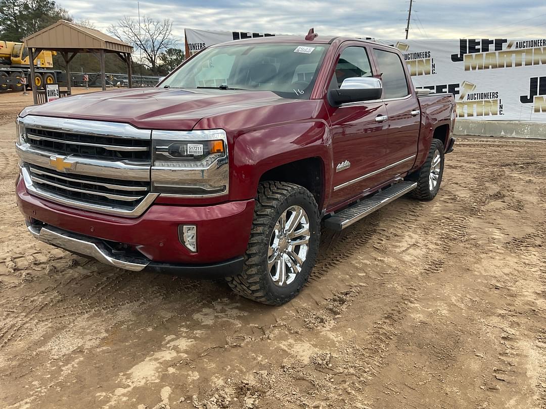 Image of Chevrolet Silverado Primary image