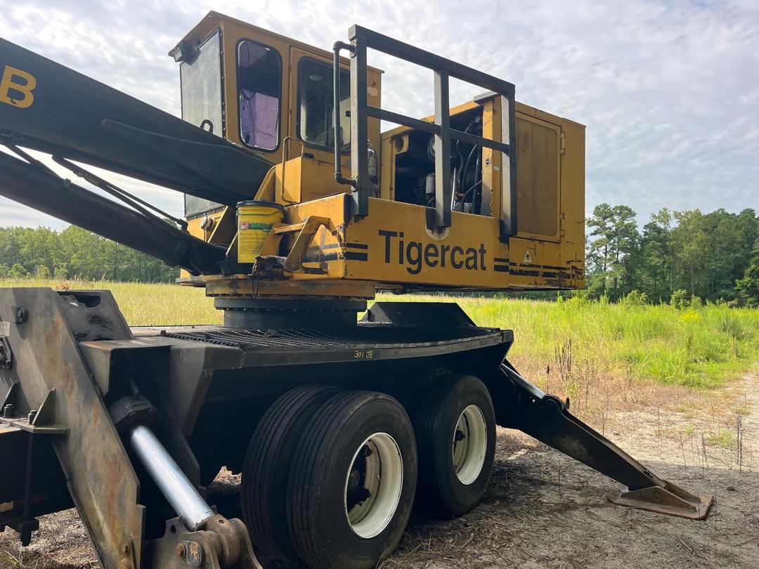 Image of Tigercat 240B Primary image