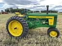 John Deere 720 Image