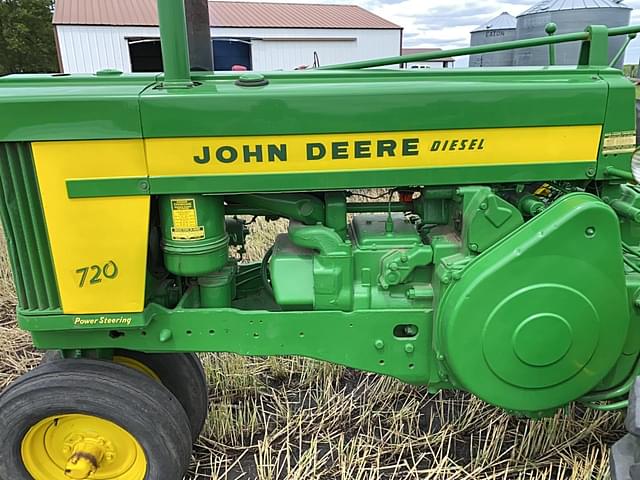 Image of John Deere 720 equipment image 4