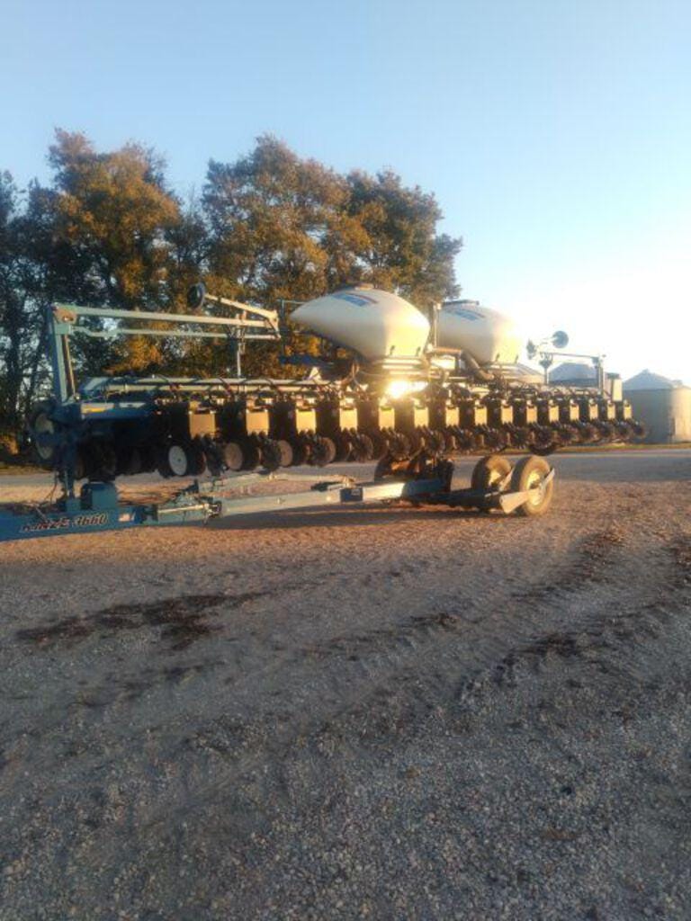 Main image Kinze 3660