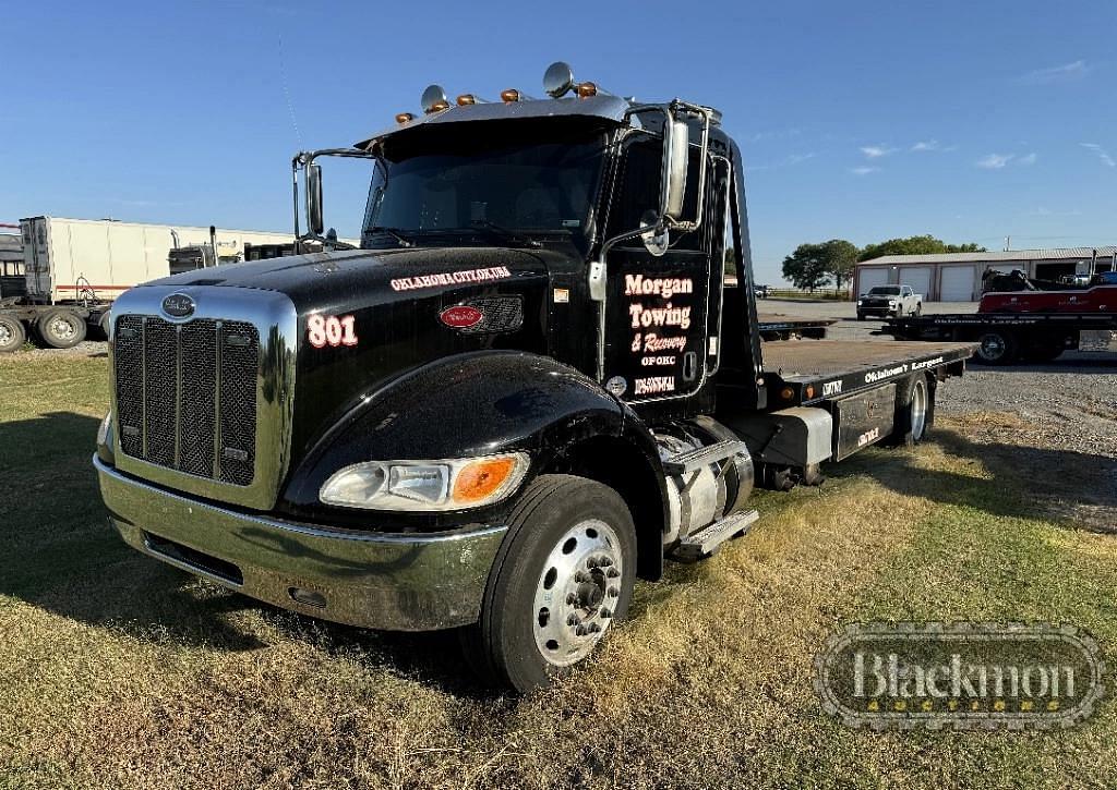 Image of Peterbilt 337 Primary image