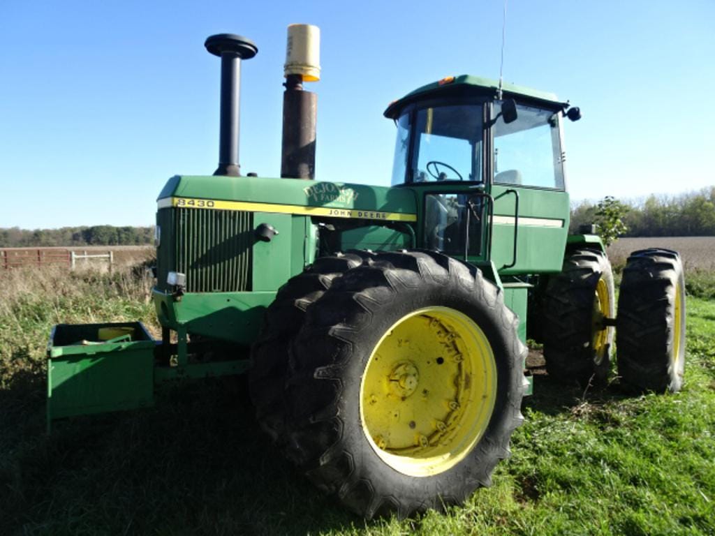 Main image John Deere 8430