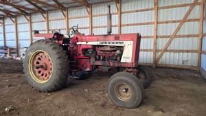 1967 Farmall 806 Image
