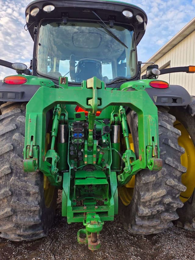 Image of John Deere 8345R equipment image 4