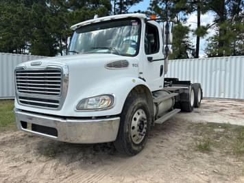 Main image Freightliner M2