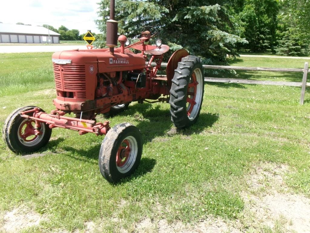 International Harvester H Equipment Image0