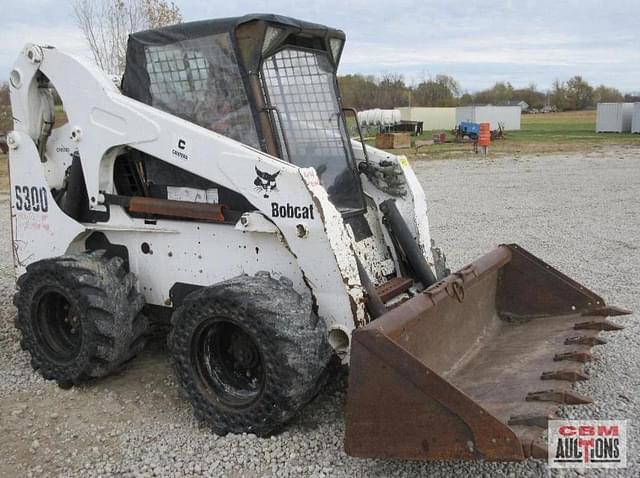 Image of Bobcat S300 equipment image 1