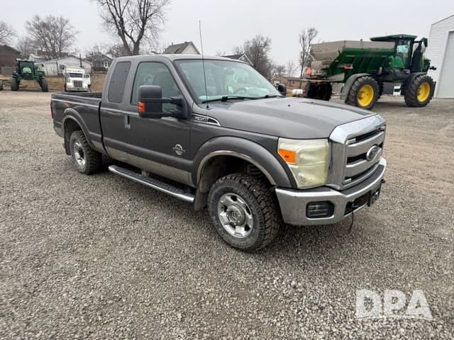 Image of Ford F-250 equipment image 4