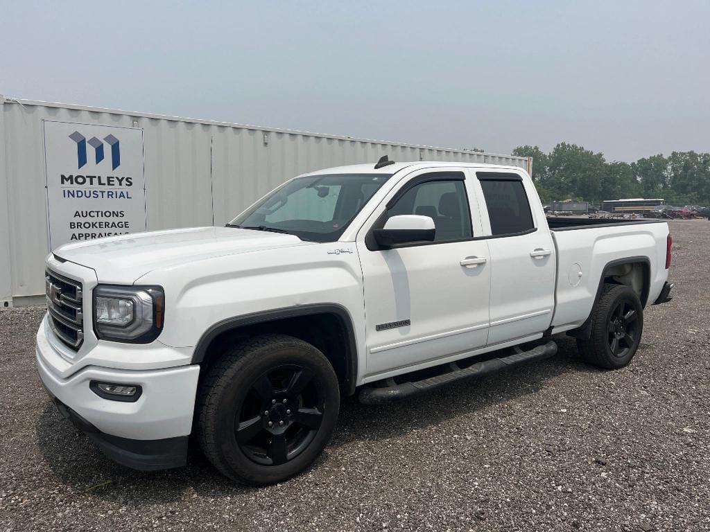 2019 GMC 1500 Equipment Image0
