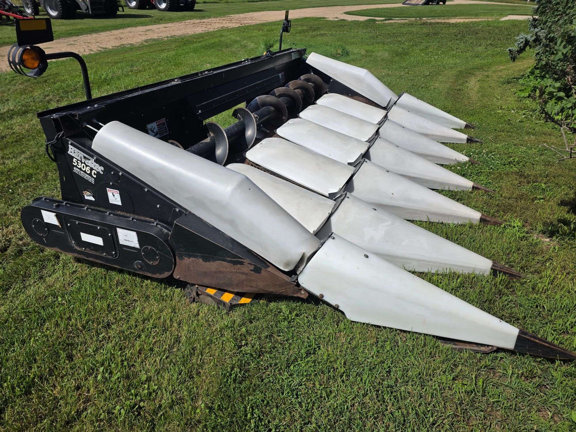 2011 Harvestec 5306C Equipment Image0